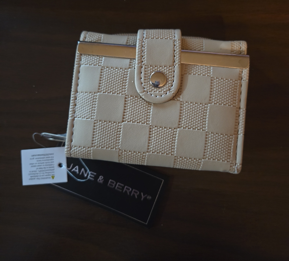 Jane & Berry Cream Checkered Wallet